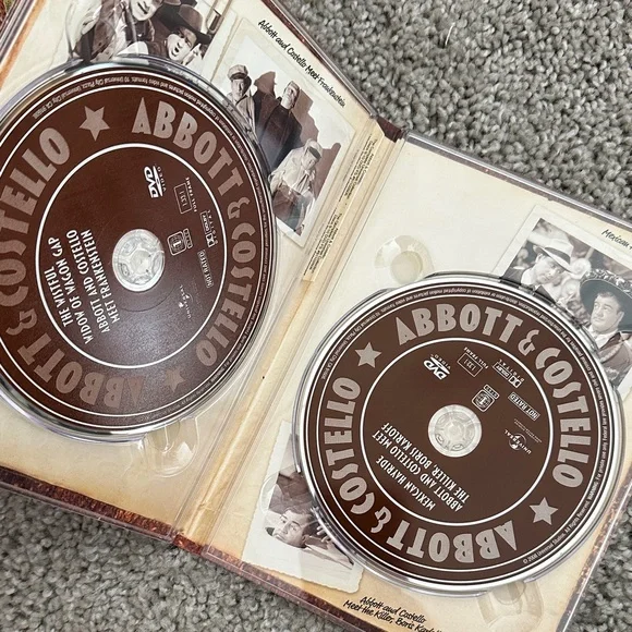 Abbott & Costello Complete Universal Pictures Collection Box - Picture 9 of 11